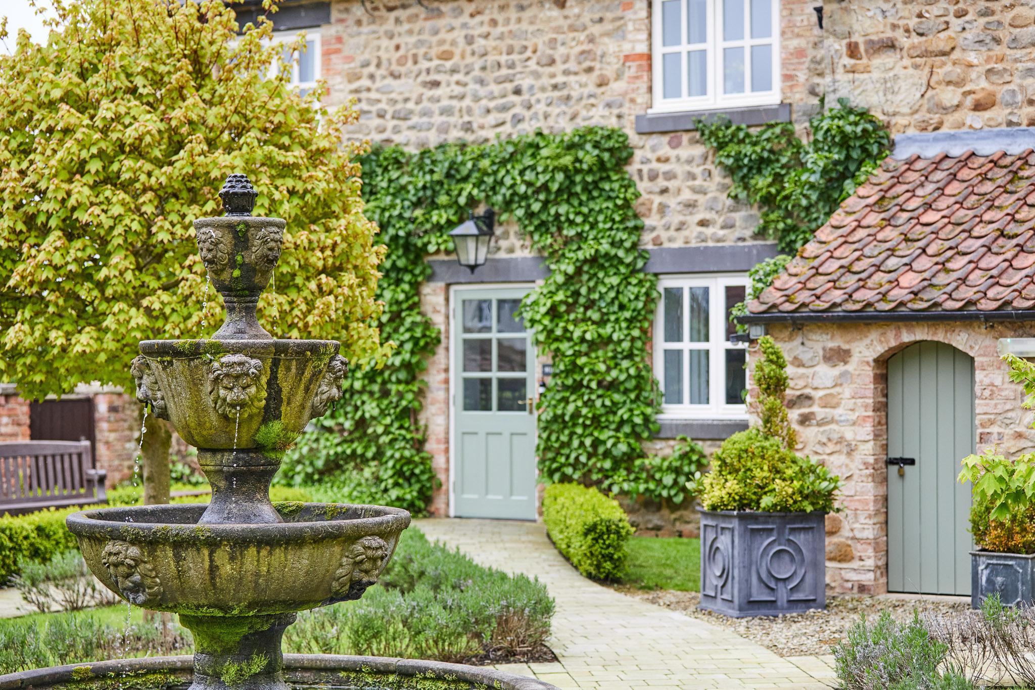 Hotel The Old Coach House Ripon Exterior foto