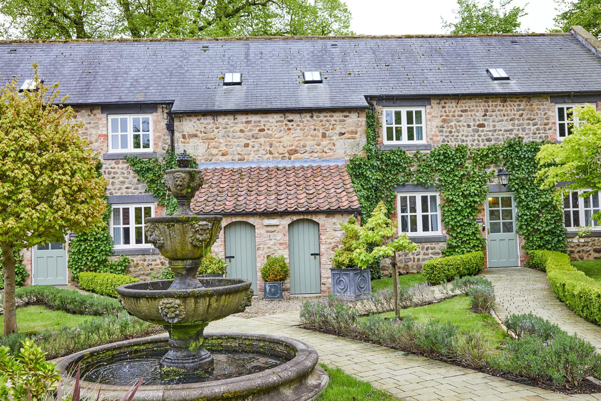 Hotel The Old Coach House Ripon Exterior foto